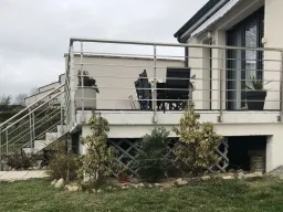 Garde - corps aluminium Enios Filant à barreaudage vertical 1 lisse axée couleur garde -corps : gris anthracite Ral 7016 Man courante rectangulaire