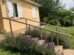 Main courante ronde de couleur XENOX